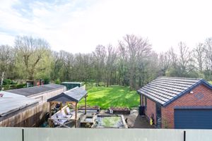 Photo 16- click for photo gallery